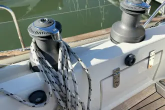 Thumbnail von Southerly 38 Snow Goose