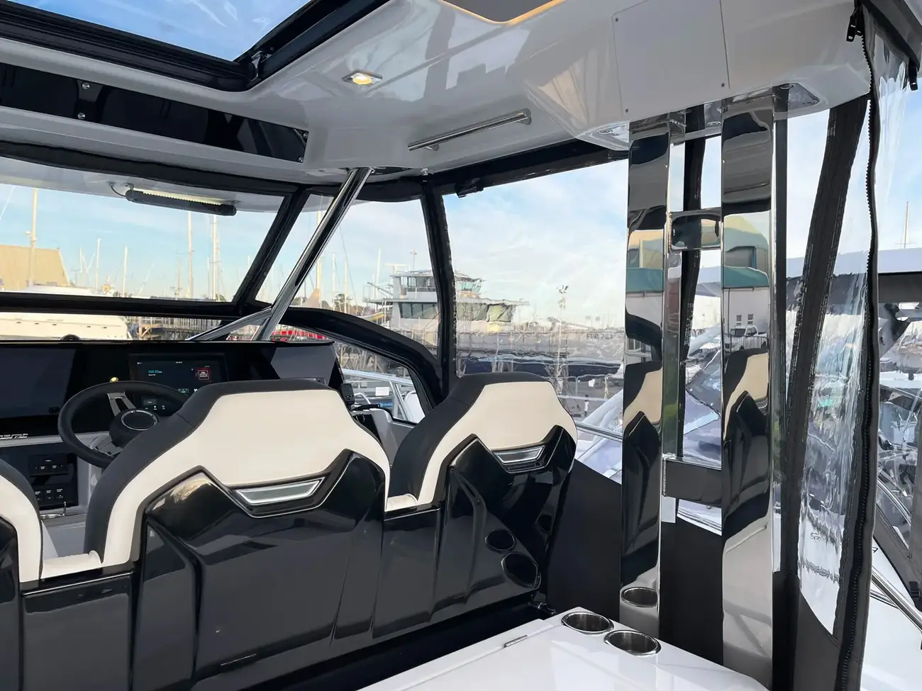 Thumbnail von Jeanneau Cap Camarat 10.5 WA S2 New