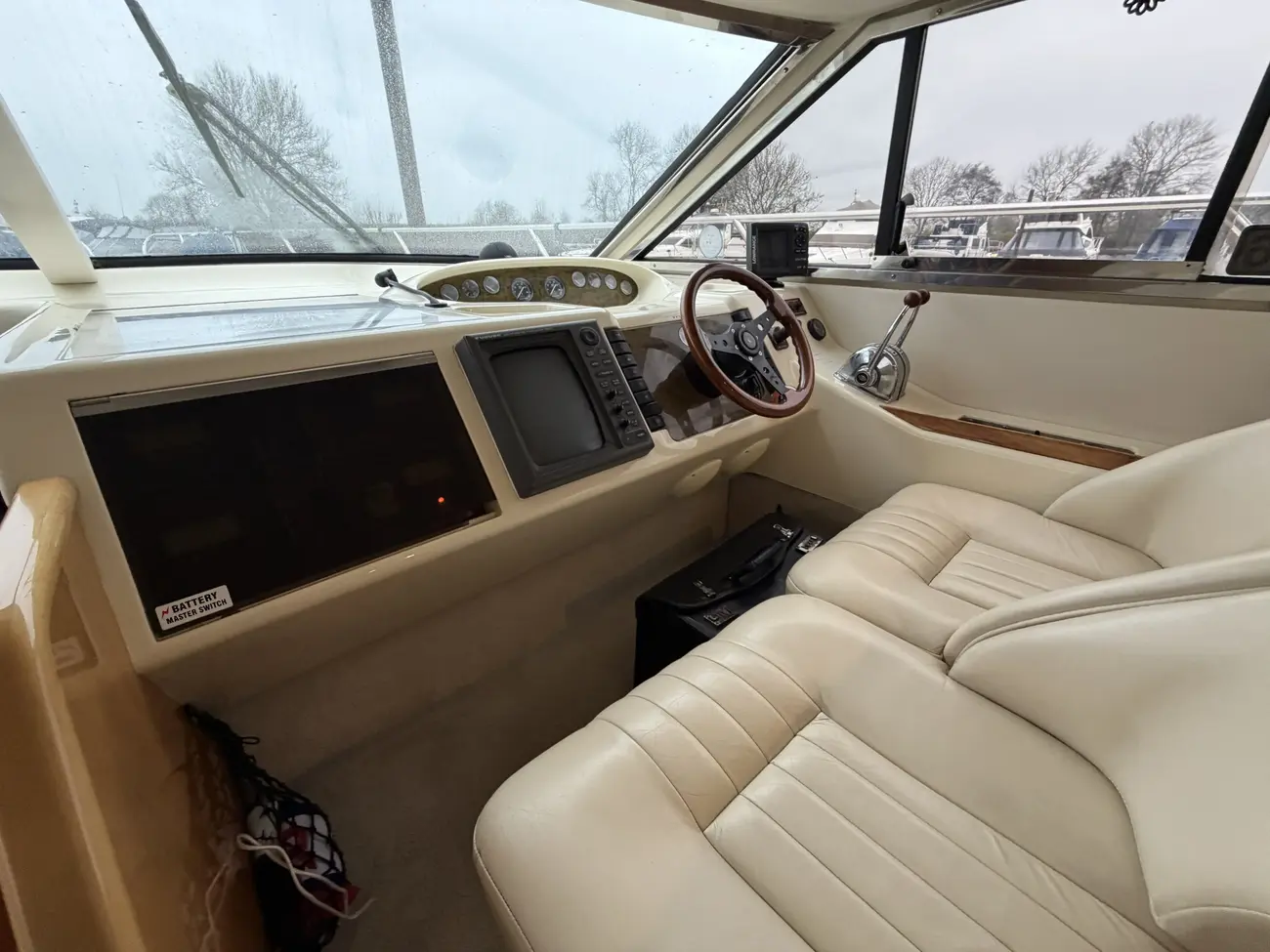 Thumbnail von Princess 430 Outrider