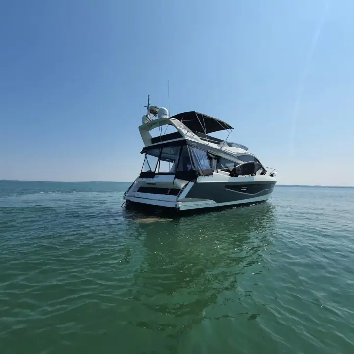 Galeon 550 FLY