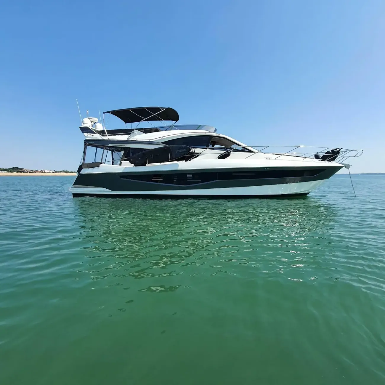 Thumbnail von Galeon 550 FLY