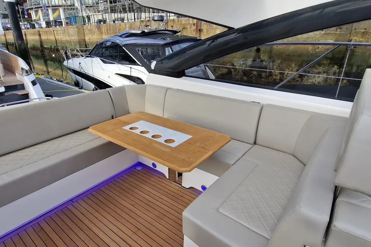 Thumbnail von Fairline Targa 45 Open Volvo IPS & DPS