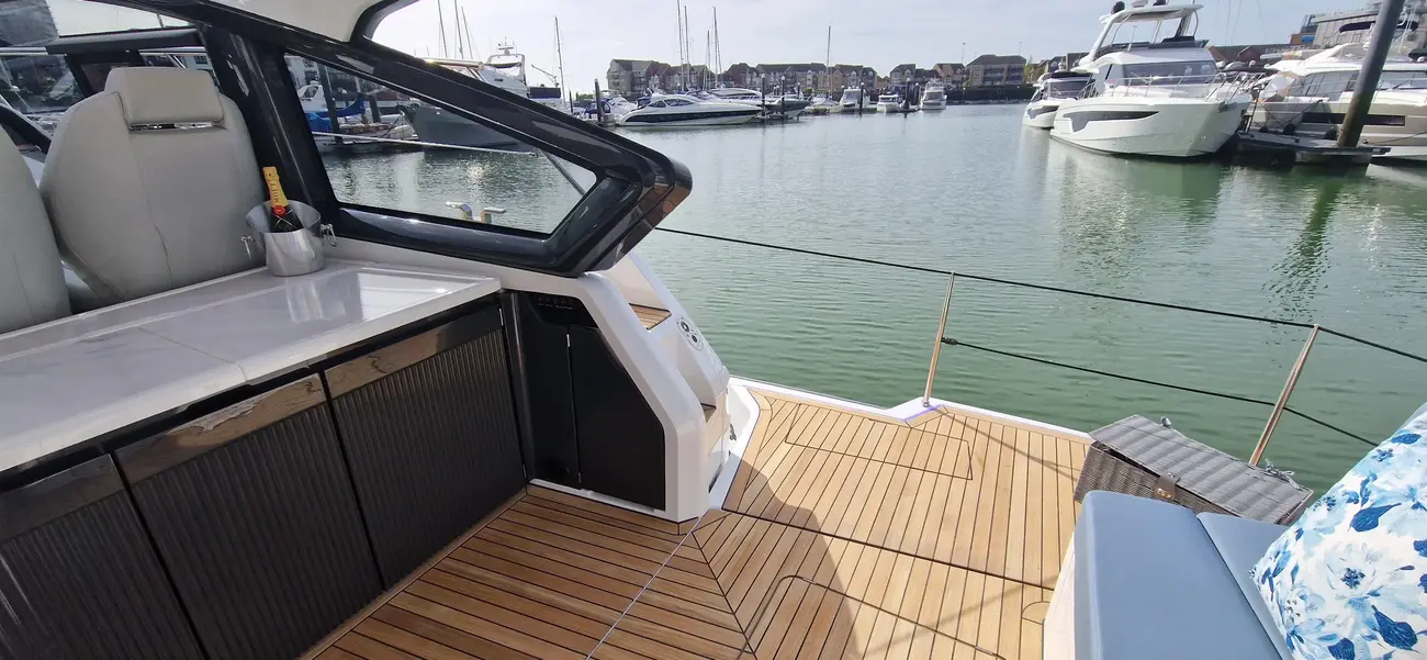 Thumbnail von Fairline Targa 40