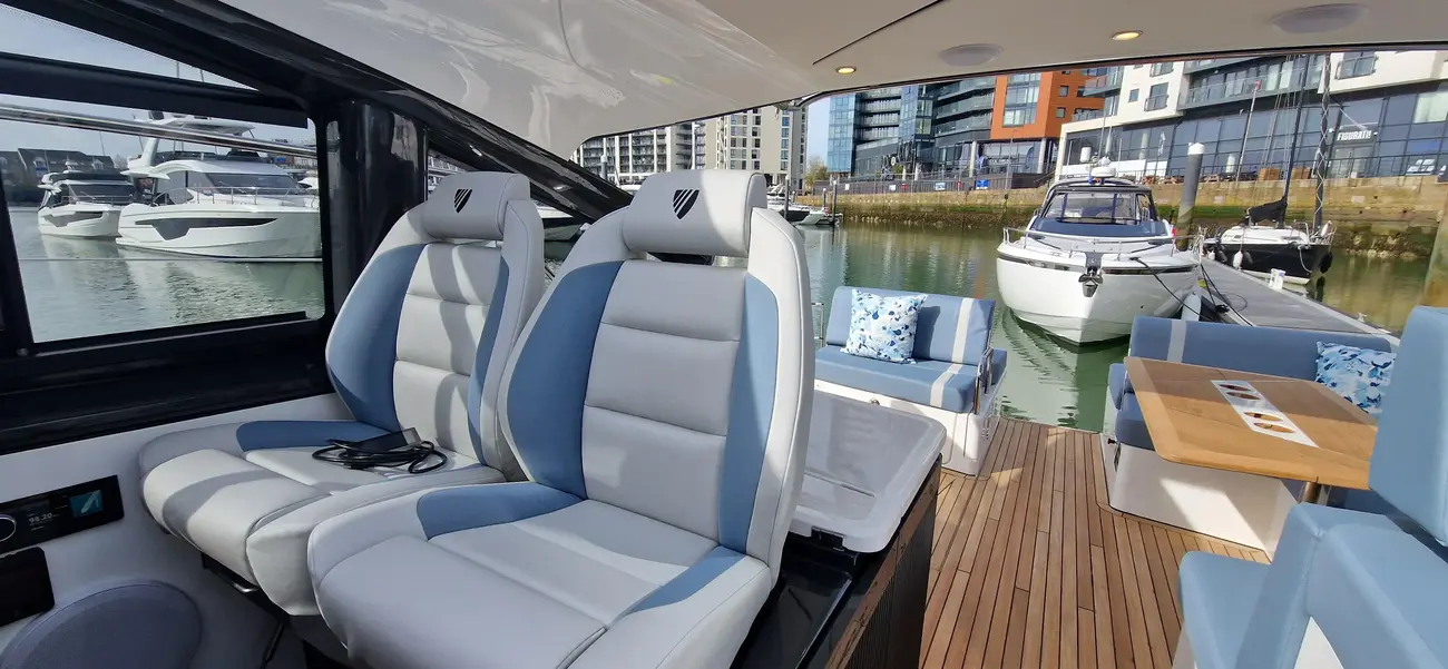 Thumbnail von Fairline Targa 40