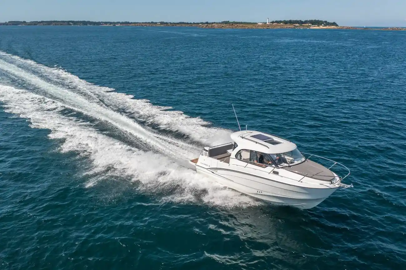 Thumbnail von Beneteau Antares 8