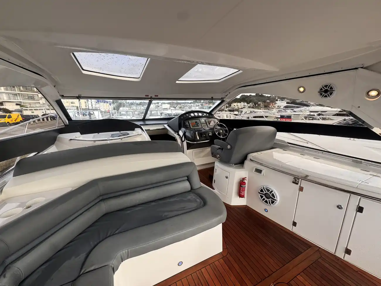 Thumbnail von Sunseeker Portofino 53