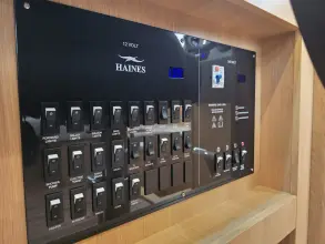 Thumbnail von Haines 32 Sedan Licence to Chill