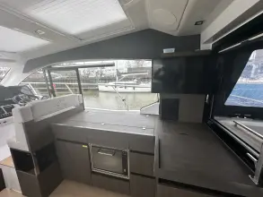 Thumbnail von Sealine C390 New Listing