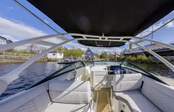 Thumbnail von Sea Ray SDX 250