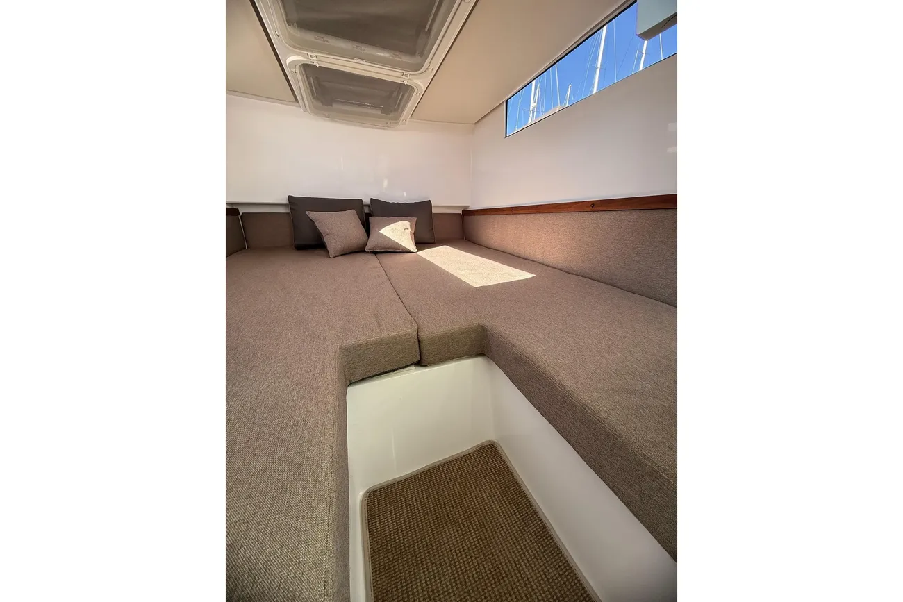 Thumbnail von Axopar 37 XC Cross Cabin