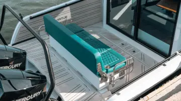 Thumbnail von Virtue V10 Top