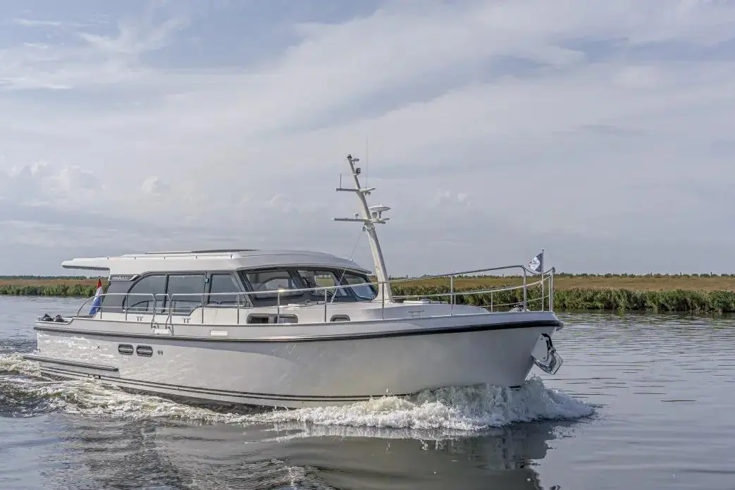 Linssen 45 SL Sedan TBA