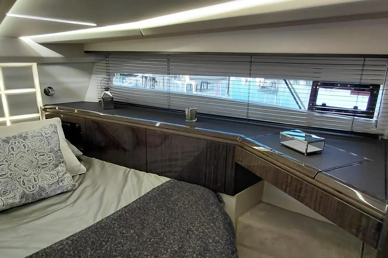 Thumbnail von Galeon 405 HTS Huge Specifications