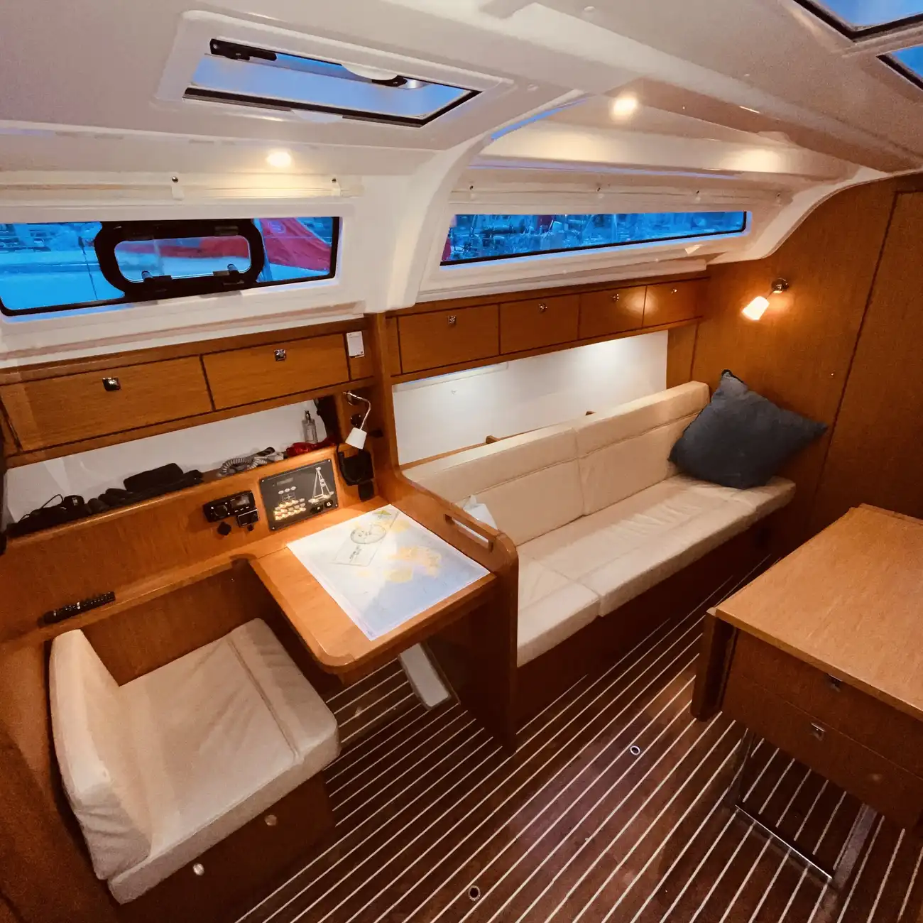 Thumbnail von Bavaria Cruiser 37 Duval