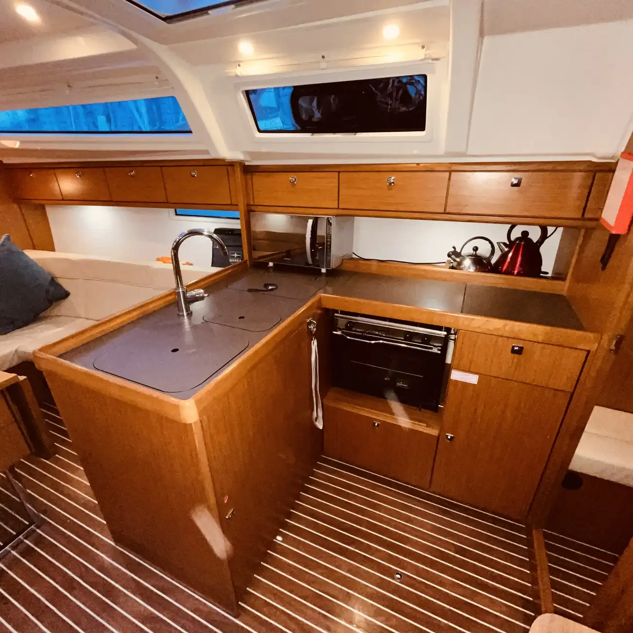 Thumbnail von Bavaria Cruiser 37 Duval