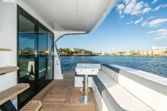 Thumbnail von Galeon 400 FLY