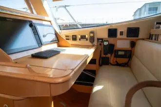 Thumbnail von Discovery 67 Sapphire II of London