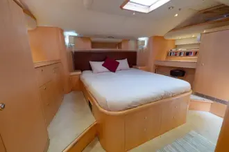 Thumbnail von Discovery 67 Sapphire II of London