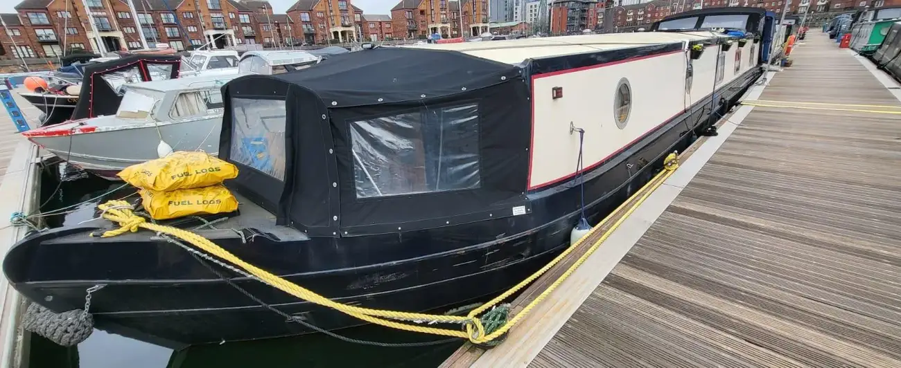 Collingwood Eurocruiser Lutra