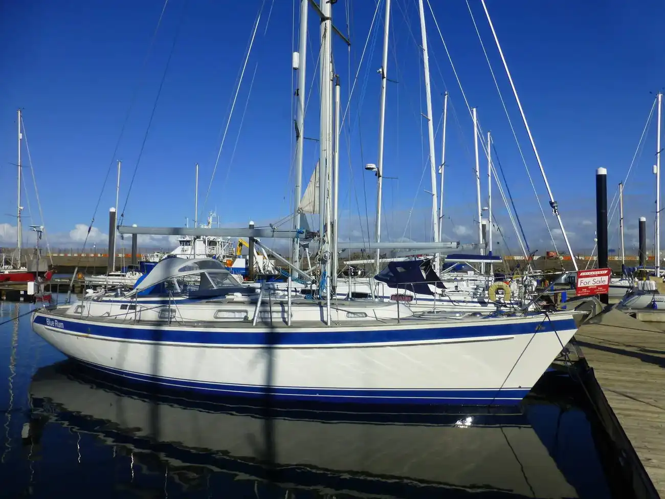 Hallberg-Rassy 39