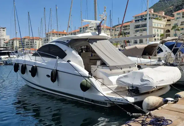 Sunseeker Portofino 47 CAY