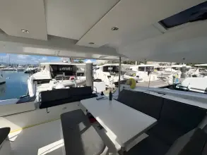 Thumbnail von Fountaine Pajot Astrea 42
