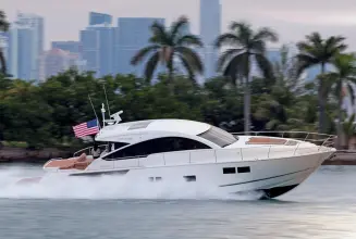 Thumbnail von Fairline Targa 62