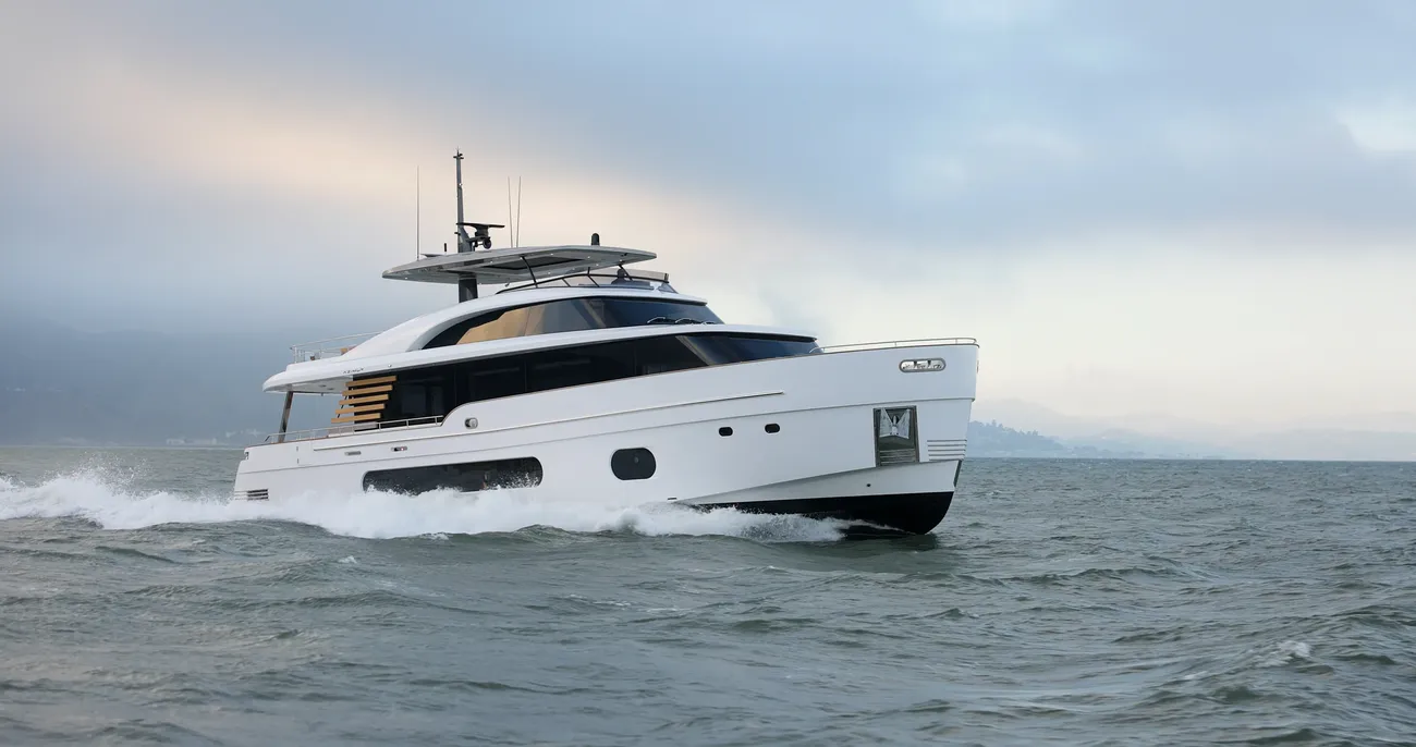 Thumbnail von Azimut Magellano 25M