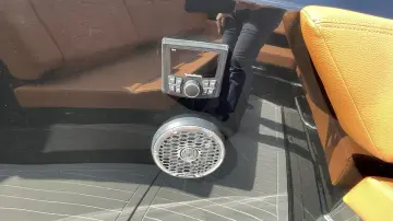 Thumbnail von Cruisers Yachts 38 GLS OB