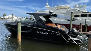 Thumbnail von Cruisers Yachts 38 GLS OB