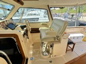 Thumbnail von Island Packet 360 Hardtop Express Cruiser Southern Star III