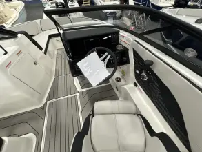 Thumbnail von Sea Ray SPX 210 buitenboord