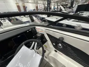 Thumbnail von Sea Ray SPX 210 buitenboord