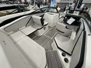 Thumbnail von Sea Ray SPX 210 buitenboord