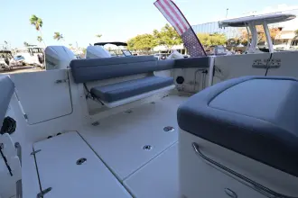 Thumbnail von Boston Whaler 330 Outrage