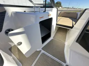 Thumbnail von Sea Ray SPX 210