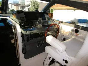 Thumbnail von Tiara Yachts 5200 Express ENDLESS SUMMER