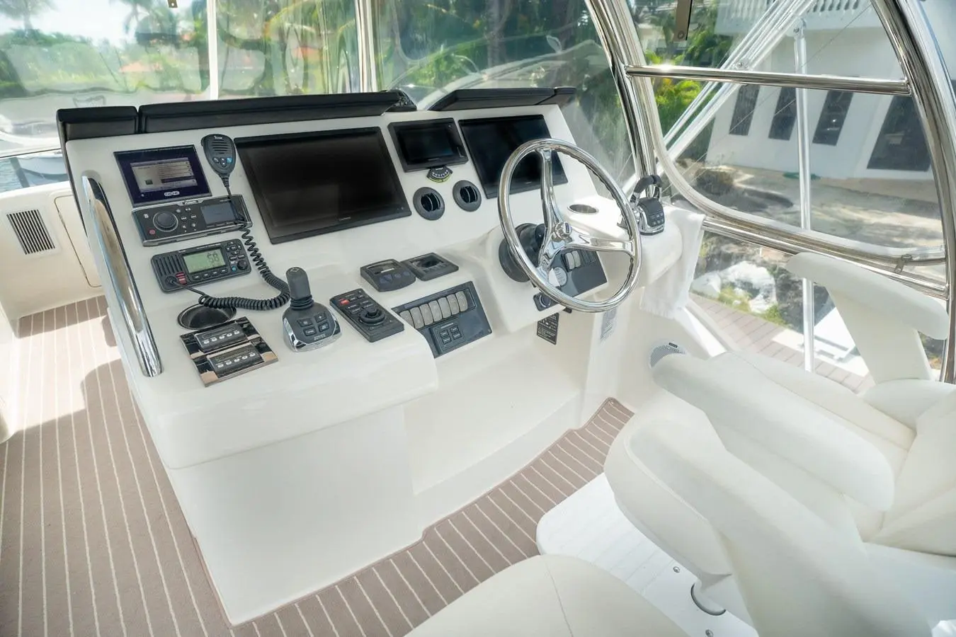 Thumbnail von Riviera 43 Open Flybridge