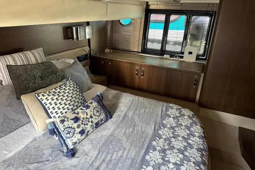 Thumbnail von Azimut 50