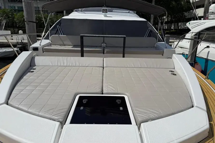 Thumbnail von Azimut 50