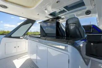 Thumbnail von Azimut 48