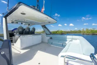 Thumbnail von Azimut 48