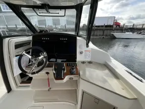 Thumbnail von Boston Whaler 350 Realm