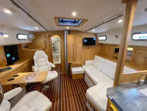 Thumbnail von Island Packet 439 Hawkeye