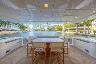 Thumbnail von Ferretti Yachts 830 Noral