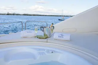 Thumbnail von Ferretti Yachts 830 Noral