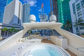 Thumbnail von Ferretti Yachts 830 Noral