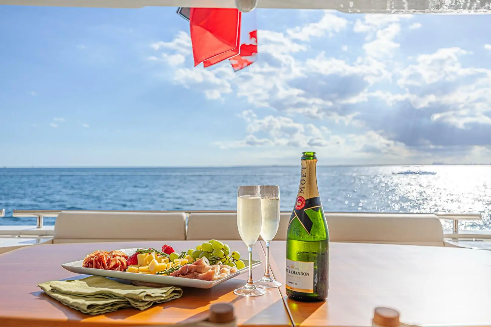 Thumbnail von Ferretti Yachts 830 Noral