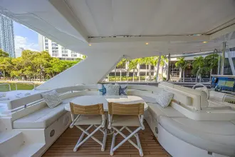 Thumbnail von Ferretti Yachts 830 Noral