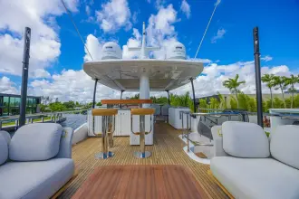 Thumbnail von Azimut 66